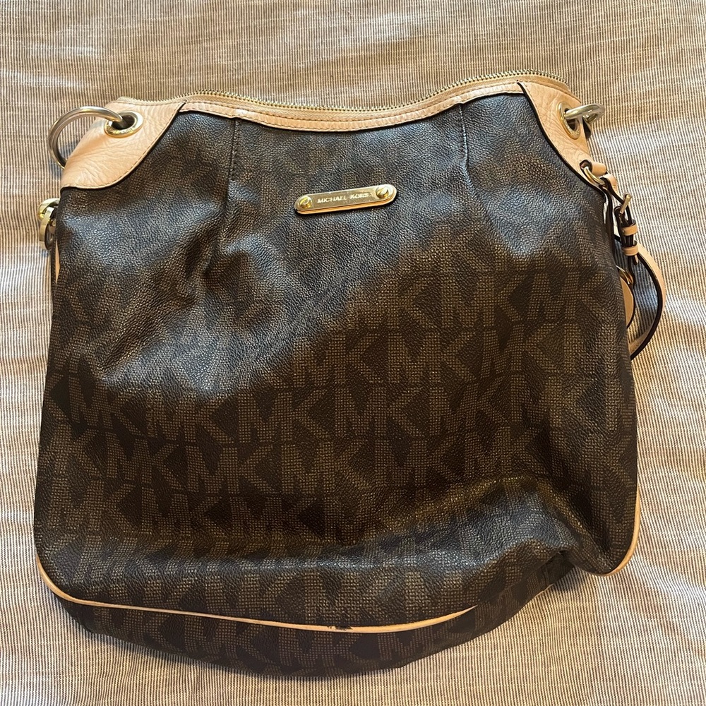 Michael Kors handbag crossbody